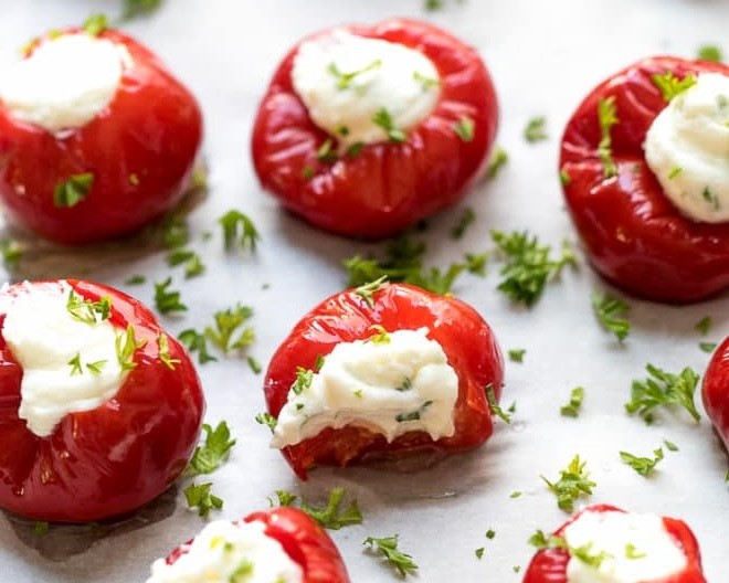 Gefüllte Kirschpaprika mit Frischkäse - Einfach und in 10 Minuten fertig