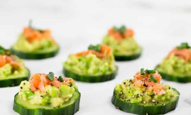 Gurken Lachs Häppchen mit Avocado