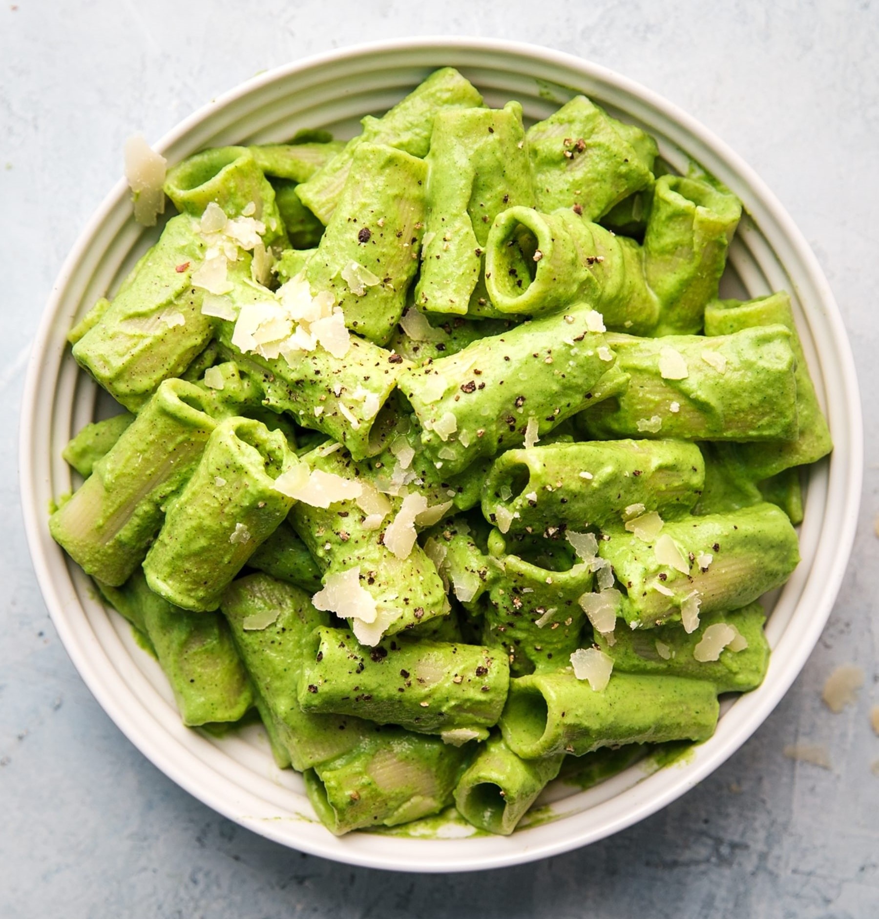 Nudeln mit Brokkoli-Pesto - Einfach und in 15 Minuten fertig