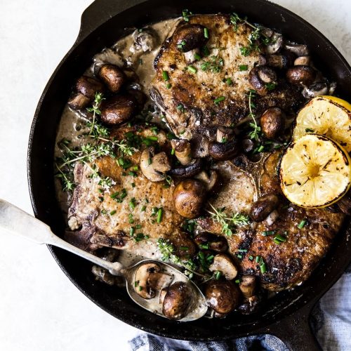 Schweinekoteletts mit Champignonrahmsauce - fertig in 30 Minuten_2