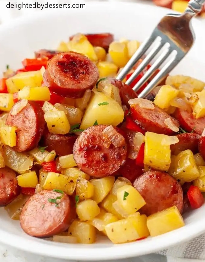 Kielbasa und Kartoffeln