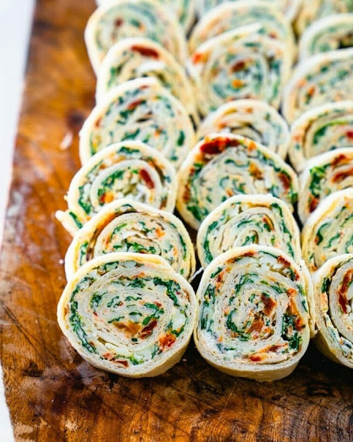 Schnelles Fingerfood - Einfaches Pinwheel-Rezept