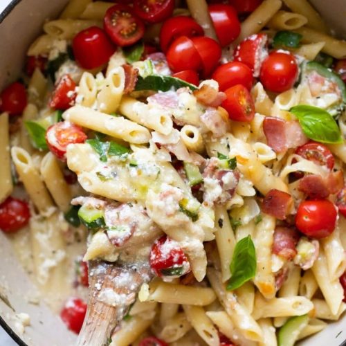 Zucchini-Ricotta-Pasta mit Speck